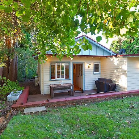 Brantwood Cottage Luxury Accommodation Блекхийт Екстериор снимка